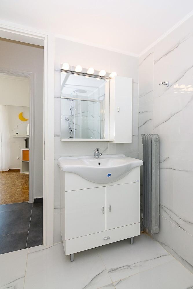 Brand New Stylish 2 Bedroom Apartment Athena Bagian luar foto
